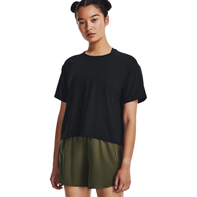 Under Armour Motion svart short sleeve T-shirt - Kvinna Under Armour Motion svart short sleeve T-shirt - Kvinna