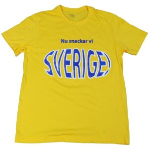 T-shirt Nu Snackar Vi Sverige   Barn134/140clGul Gul