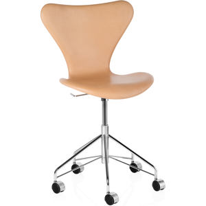 Fritz Hansen Sjuan 3117 Helklädd Natural Leather