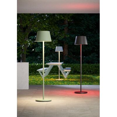RedoGROUP REDO 90440 TESEO vonkajšia stojacia lampa SMD LED V1500mm 10W 922/550lm 2700+3000+4000K IP65 čierna, vrátane batérie 13200 mA RedoGROUP REDO 90440 TESEO vonkajšia stojacia lampa SMD LED V1500mm 10W 922/550lm 2700+3000+4000K IP65 čierna, vrátane batérie 13200 mA