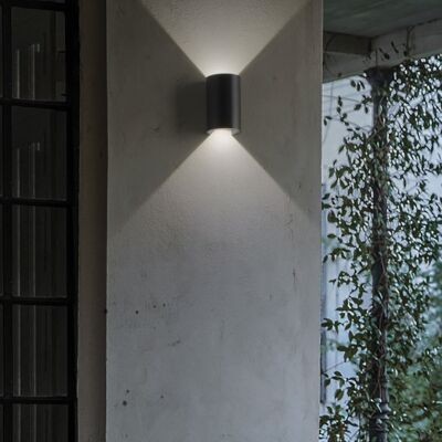 Exteriérové nástenné svietidlo Ideal lux 137391 APOLLO AP2 NERO 2xLED 6W/400lm 4000K čierna IP44 Exteriérové nástenné svietidlo Ideal lux 137391 APOLLO AP2 NERO 2xLED 6W/400lm 4000K čierna IP44