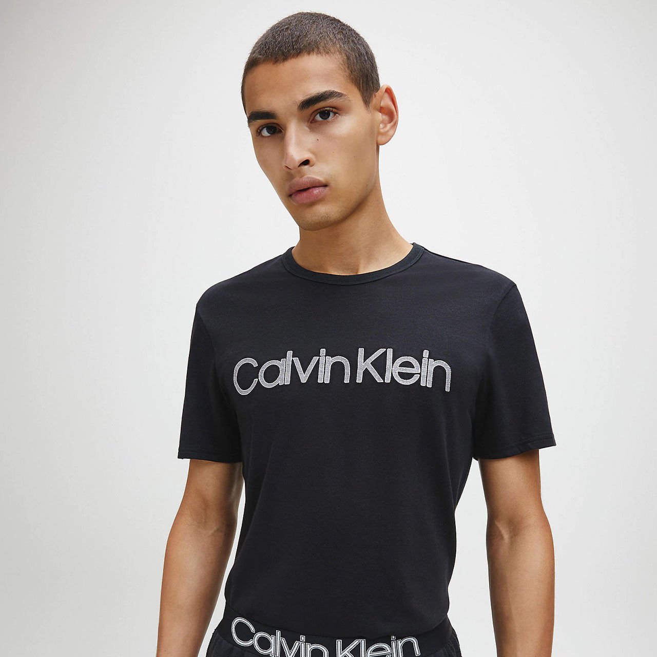 CALVIN KLEIN Čierne tričko Pique Lounge S/S Crew Neck – L