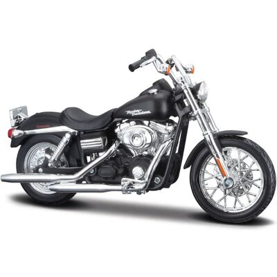 Maisto Harley-Davidson 2006 Dyna Street Bob 1:18 Maisto Harley-Davidson 2006 Dyna Street Bob 1:18