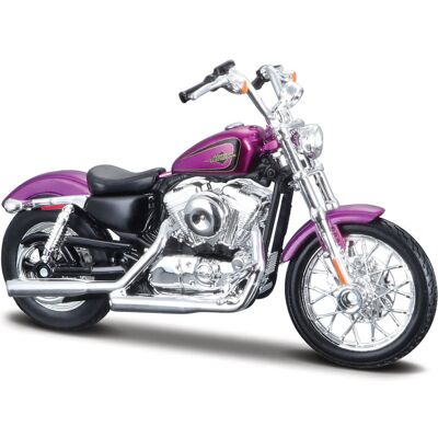 Maisto Harley-Davidson XL1200V Seventy-Two 2013 1:18 Maisto Harley-Davidson XL1200V Seventy-Two 2013 1:18