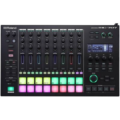 Roland MC-707 Roland MC-707