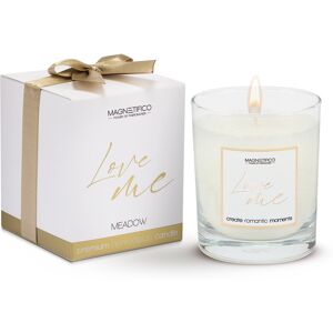Magnetifico Power Of Pheromones Vonná sviečka Love me Meadow (Scented Candle) 125 g Magnetifico Power Of Pheromones Vonná sviečka Love me Meadow (Scented Candle) 125 g