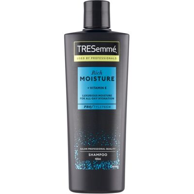 TRESemmé Šampón s vitamínom E Rich Moisture (Shampoo) 400 ml TRESemmé Šampón s vitamínom E Rich Moisture (Shampoo) 400 ml