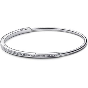 Pandora Pevný strieborný náramok so zirkónmi Signature 592313C01 16 cm Pandora Pevný strieborný náramok so zirkónmi Signature 592313C01 16 cm
