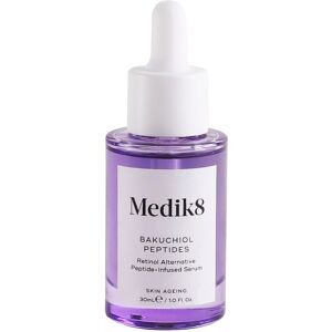 Medik8 Sérum proti starnutiu pleti Bakuchiol Peptides (Retinol Alternative Peptide-Infused Serum) 30 ml Medik8 Sérum proti starnutiu pleti Bakuchiol Peptides (Retinol Alternative Peptide-Infused Serum) 30 ml
