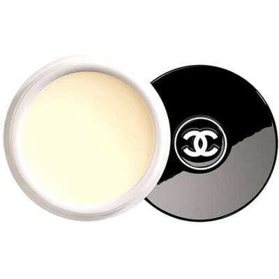 Chanel Vyživujúca starostlivosť na pery Hydra Beauty (Nutrition Nourishing Lip Care) 10 g Chanel Vyživujúca starostlivosť na pery Hydra Beauty (Nutrition Nourishing Lip Care) 10 g