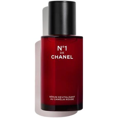 Chanel Revitalizačné pleťové sérum N°1 (Serum) 30 ml Chanel Revitalizačné pleťové sérum N°1 (Serum) 30 ml