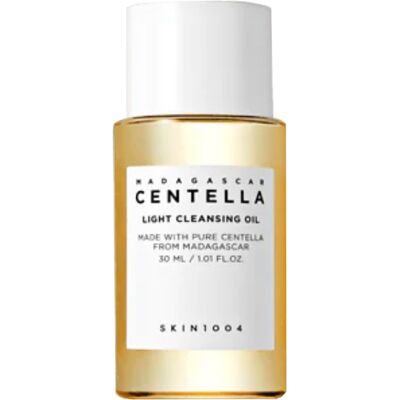 SKIN1004 Ľahký čistiaci pleťový olej Madagascar Centella (Light Cleansing Oil) 30 ml SKIN1004 Ľahký čistiaci pleťový olej Madagascar Centella (Light Cleansing Oil) 30 ml