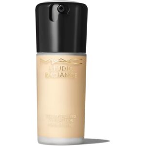 MAC Cosmetics Hydratačný make-up Studio Radiance (Serum Powered Foundation) 30 ml NC12 MAC Cosmetics Hydratačný make-up Studio Radiance (Serum Powered Foundation) 30 ml NC12