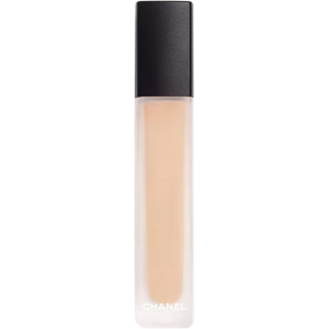 Chanel Korektor Ultra Le Teint Ultrawear All-Day Comfort Concealer 8,5 g B10 Chanel Korektor Ultra Le Teint Ultrawear All-Day Comfort Concealer 8,5 g B10