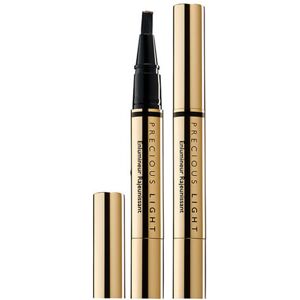 Guerlain Rozjasňujúci korektor Parure Gold Precious Light (Rejuvenating Illuminator) 2 ml 02 Guerlain Rozjasňujúci korektor Parure Gold Precious Light (Rejuvenating Illuminator) 2 ml 02
