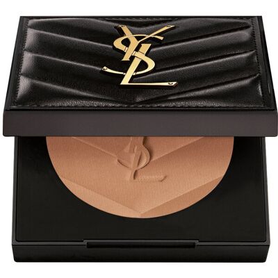 Yves Saint Laurent Kompaktný púder pre matný vzhľad All Hours (Hyper Finish Powder) 7,5 g 04 Yves Saint Laurent Kompaktný púder pre matný vzhľad All Hours (Hyper Finish Powder) 7,5 g 04