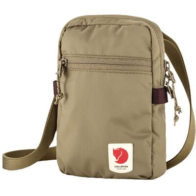 Fjällräven Kånken High Coast Pocket Light Brown Unisex - Batohy a tašky Fjällräven - Svetlohnedá - F23226-221-One-size - Size: One size One size unisex Fjällräven Kånken High Coast Pocket Light Brown Unisex - Batohy a tašky Fjällräven - Svetlohnedá - F23226-221-One-size - Size: One size One size unisex