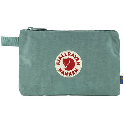 Fjällräven Kånken Gear Pocket Frost Green Unisex - Batohy a tašky Fjällräven - Zelená - F25863-664-One-size - Size: One size One size unisex Fjällräven Kånken Gear Pocket Frost Green Unisex - Batohy a tašky Fjällräven - Zelená - F25863-664-One-size - Size: One size One size unisex
