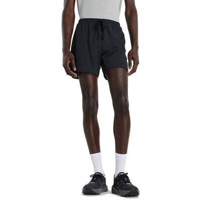 New Balance Run Essentials Short 5" MB6180TABK Pánske - Šortky New Balance - Čierna - MB6180TABK-L - Size: L L male New Balance Run Essentials Short 5" MB6180TABK Pánske - Šortky New Balance - Čierna - MB6180TABK-L - Size: L L male