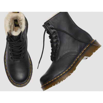 Dr. Martens 1460 Serena Faux Fur Lined Ankle Boots Dámske - Topánky Dr. Martens - Čierna - DM21797001-5 - Size: 5 5 female Dr. Martens 1460 Serena Faux Fur Lined Ankle Boots Dámske - Topánky Dr. Martens - Čierna - DM21797001-5 - Size: 5 5 female