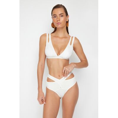 Trendyol Svadobný Ecru Trojuholníkový Výrez/okienkový Bikiny Top Biela 34 Trendyol Svadobný Ecru Trojuholníkový Výrez/okienkový Bikiny Top Biela 34