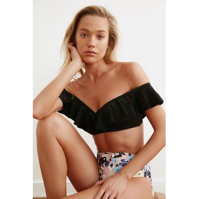 Bikiny Vrchný Diel Trendyol Frill Detailed Čierna 34 Bikiny Vrchný Diel Trendyol Frill Detailed Čierna 34