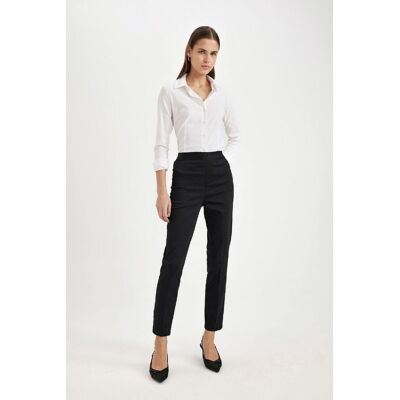 Defacto Cigarette Satin Pants Black Normal Waist Basic Straight Elastic Waist Straight Leg Čierna 36 Defacto Cigarette Satin Pants Black Normal Waist Basic Straight Elastic Waist Straight Leg Čierna 36