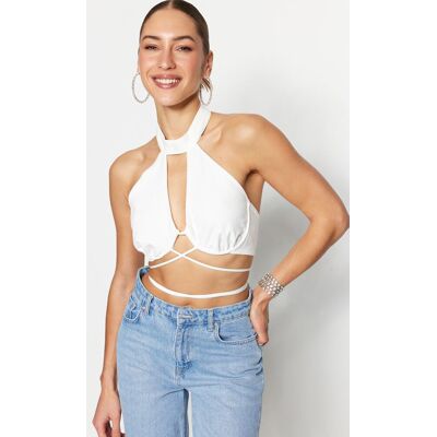 Trendyol Ecru Crop Podšitý Tkaný Top S Výrezom A Detailami Na Viazanie Biela 40 Trendyol Ecru Crop Podšitý Tkaný Top S Výrezom A Detailami Na Viazanie Biela 40