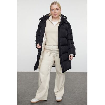 Trendyol Curve Black Regular Fit Contrast Lining Detailed Long Puffer Parka Coat Čierna 50 Trendyol Curve Black Regular Fit Contrast Lining Detailed Long Puffer Parka Coat Čierna 50