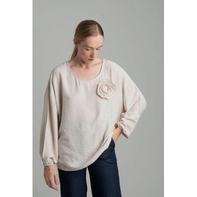 FASHION Beige Oversize Blouse With A Decorative Flower Šedá One Size FASHION Beige Oversize Blouse With A Decorative Flower Šedá One Size