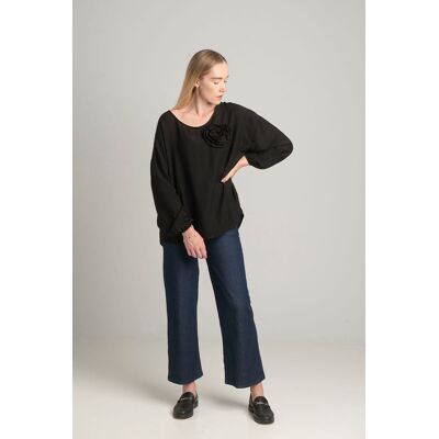 FASHION Black Oversize Blouse With A Decorative Flower Čierna One Size FASHION Black Oversize Blouse With A Decorative Flower Čierna One Size