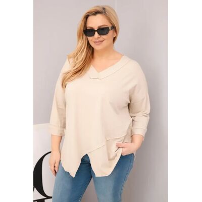 Kesi Włoski Plus Size Blúzka S V-Výstrihom A Asymetrickým Lemom Svetlomodrá One Size Kesi Włoski Plus Size Blúzka S V-Výstrihom A Asymetrickým Lemom Svetlomodrá One Size