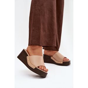 Boto Dámske Platformové Sandále S zlatými Cvokmi Biela 40 Boto Dámske Platformové Sandále S zlatými Cvokmi Biela 40