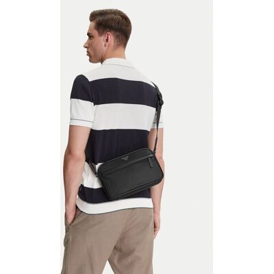 Emporio Armani Taška cez rameno EM001803 AF13454 UC001 Čierna Muži Emporio Armani Taška cez rameno EM001803 AF13454 UC001 Čierna Muži
