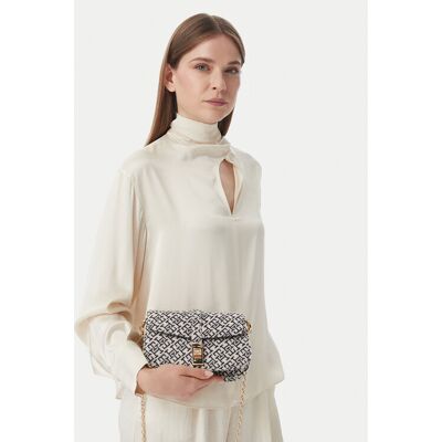 Tommy Hilfiger Kabelka Th Heritage Chain Cross Jacquard AW0AW19320 Tmavomodrá Ženy Tommy Hilfiger Kabelka Th Heritage Chain Cross Jacquard AW0AW19320 Tmavomodrá Ženy