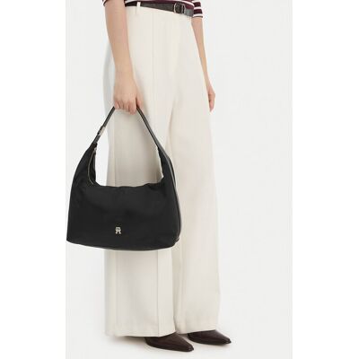 Tommy Hilfiger Kabelka Th Go Hobo Nylon AW0AW18229 Čierna Ženy Tommy Hilfiger Kabelka Th Go Hobo Nylon AW0AW18229 Čierna Ženy