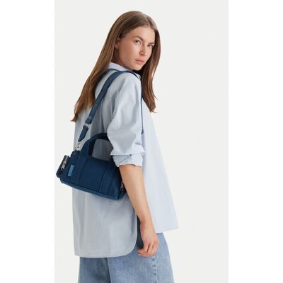 Calvin Klein Kabelka Webbing Strap Canvas Pocket Bag LV04F3464G Modrá Ženy Calvin Klein Kabelka Webbing Strap Canvas Pocket Bag LV04F3464G Modrá Ženy