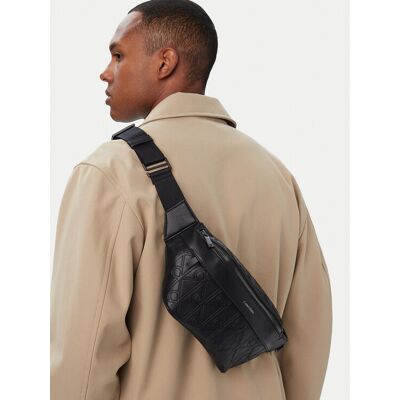 Calvin Klein Ľadvinka Emblem Aop Deboss Waistbag LV04D3564G Čierna Muži Calvin Klein Ľadvinka Emblem Aop Deboss Waistbag LV04D3564G Čierna Muži