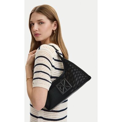 Calvin Klein Kabelka Emblem Mesh Shoulder Bag LV04F3381G Čierna Ženy Calvin Klein Kabelka Emblem Mesh Shoulder Bag LV04F3381G Čierna Ženy