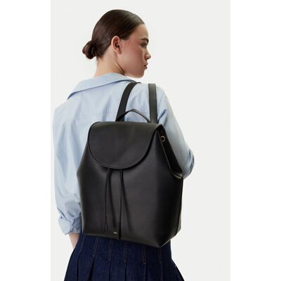 Calvin Klein Ruksak Foil Logo Large Flap Backpack LV04F3505G Čierna Ženy Calvin Klein Ruksak Foil Logo Large Flap Backpack LV04F3505G Čierna Ženy