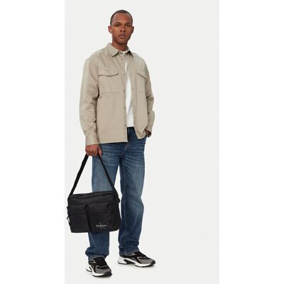Calvin Klein Taška cez rameno Bolt Laptop Flight Bag LV04D3459G Čierna Muži Calvin Klein Taška cez rameno Bolt Laptop Flight Bag LV04D3459G Čierna Muži