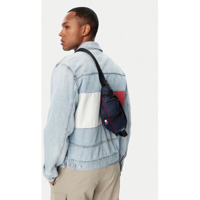Tommy Jeans Ľadvinka Tjm Outdoors Bumbag AM0AM14628 Tmavomodrá Muži Tommy Jeans Ľadvinka Tjm Outdoors Bumbag AM0AM14628 Tmavomodrá Muži