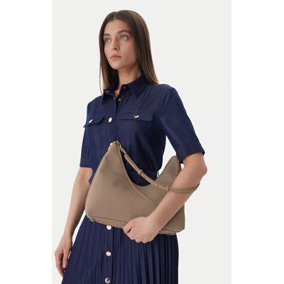 Calvin Klein Kabelka Emblem Hw Pebble Shoulder Bag LV04F3495G Béžová Ženy Calvin Klein Kabelka Emblem Hw Pebble Shoulder Bag LV04F3495G Béžová Ženy