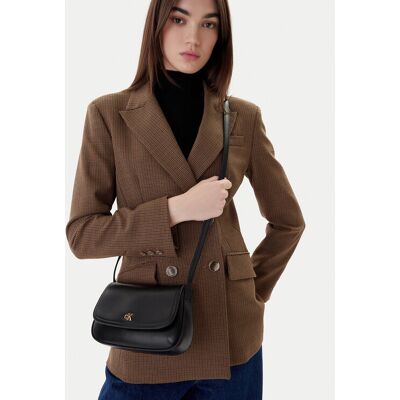 Calvin Klein Kabelka Ck Flap Camera Bag LV04F3421G Čierna Ženy Calvin Klein Kabelka Ck Flap Camera Bag LV04F3421G Čierna Ženy