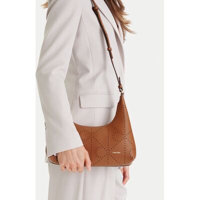 Calvin Klein Kabelka Emblem Aop Perfor Lthr Bag LV04F3367G Hnedá Ženy Calvin Klein Kabelka Emblem Aop Perfor Lthr Bag LV04F3367G Hnedá Ženy