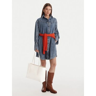 Calvin Klein Kabelka Emblem Aop Tote W/ Pouch LV04F3266G Biela Ženy Calvin Klein Kabelka Emblem Aop Tote W/ Pouch LV04F3266G Biela Ženy
