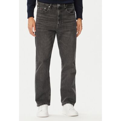 Tommy Jeans Džínsy Otis DM0DM213561 Čierna Regular Fit Muži Tommy Jeans Džínsy Otis DM0DM213561 Čierna Regular Fit Muži