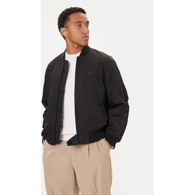 Armani Exchange Bundy bomber XM001137 AF16672 UC001 Čierna Regular Fit Muži Armani Exchange Bundy bomber XM001137 AF16672 UC001 Čierna Regular Fit Muži