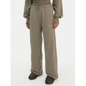 adidas Teplákové nohavice JM1099 Zelená Regular Fit Ženy adidas Teplákové nohavice JM1099 Zelená Regular Fit Ženy