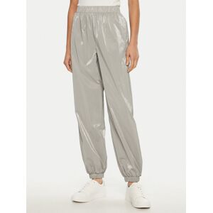 Guess Teplákové nohavice V5RB09 WGUJ0 Sivá Regular Fit Ženy Guess Teplákové nohavice V5RB09 WGUJ0 Sivá Regular Fit Ženy